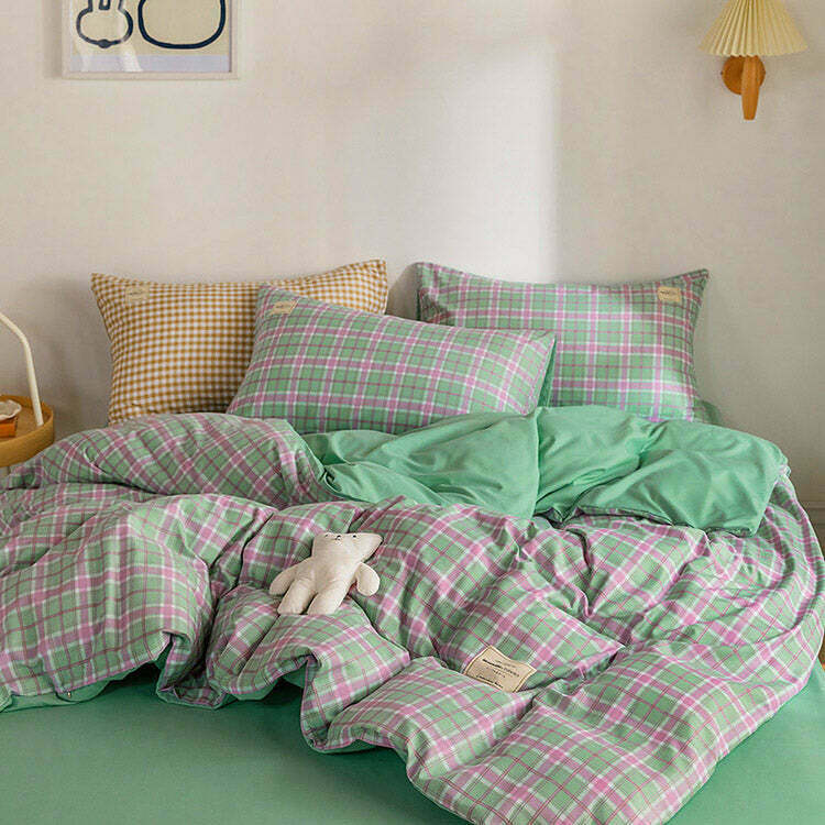 Cozy Season Y2K Bedding Set - Trendy 2000s Fashion Inspired Cozy Bedding for Stylish Homes