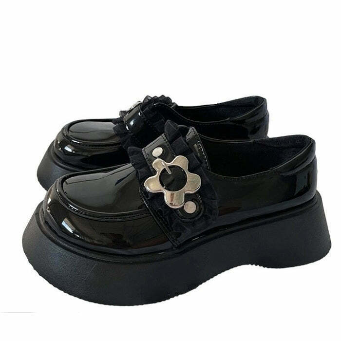 Edgy Flower Buckle Chunky Platforms for Y2K Style - Perfect for Cute Outfits & Skate Looks