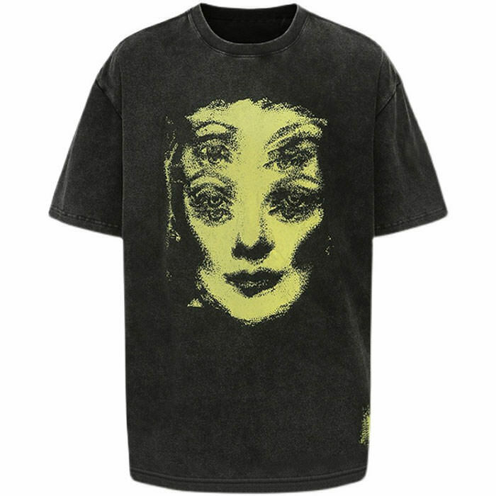 Grunge Ghost Face Graphic T-Shirt for Y2K Fashion Enthusiasts - Trendy Grunge Tee