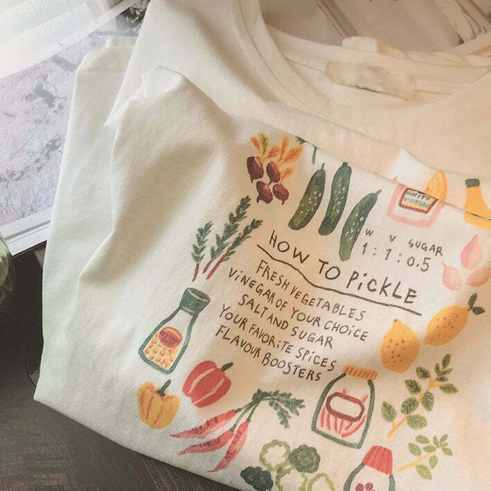 How to Pickle Aesthetic Graphic T-Shirt - Trendy Y2K Style for Summer Fashion Lovers