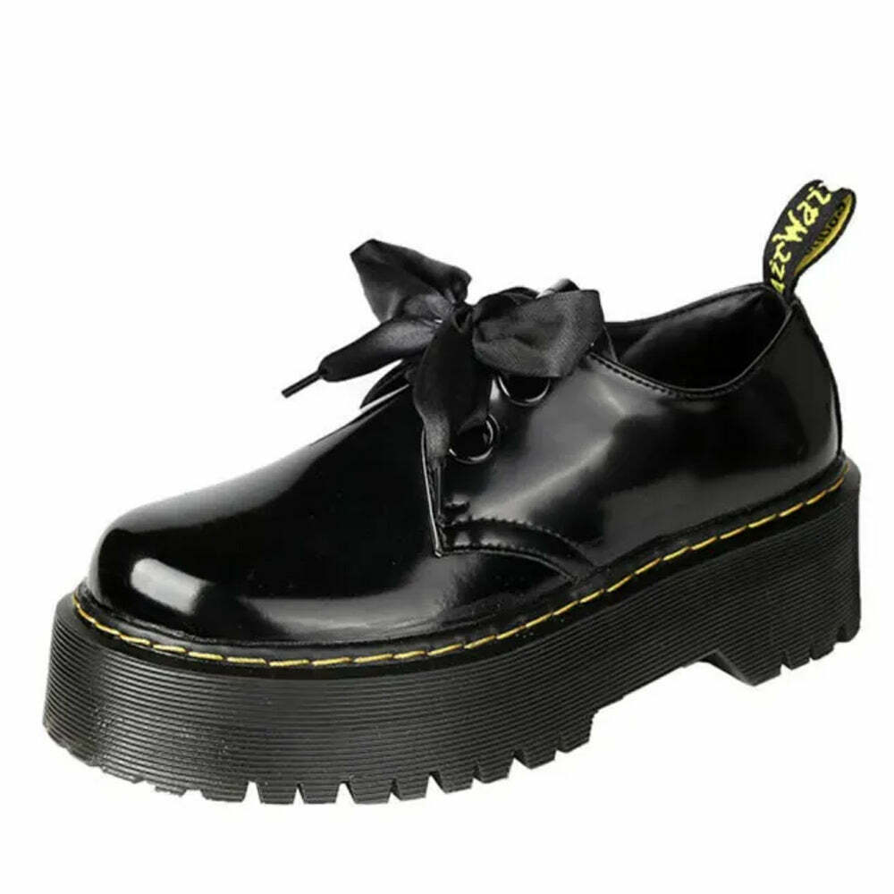 Ribbon-Laced Chunky Platform Boots for Y2K Casual Fashion and Grunge Emo Outfits