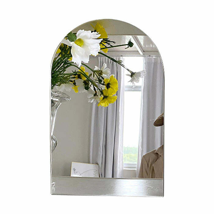 Trendy Aesthetic Decorative Mirror for Y2K Fashion Lovers - Iconic Grunge & Style Accent