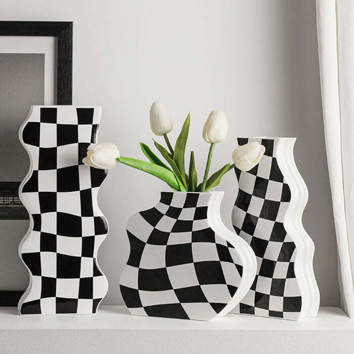 Trendy Checkered Wavy Vase for Y2K Style Decor - Perfect for Fashion-Forward Spaces