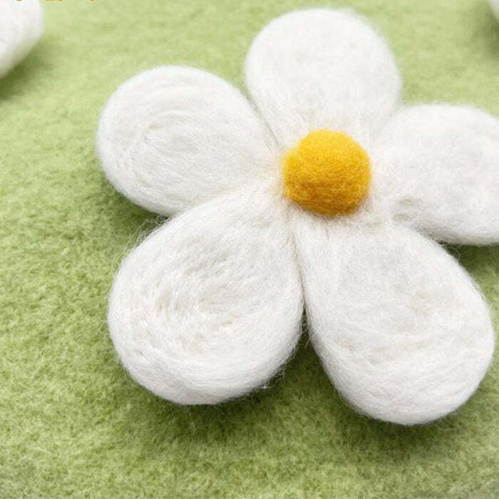 Trendy Daisy Crochet Beret for Y2K Fashion - Baggy Grunge Style Accessory for Men