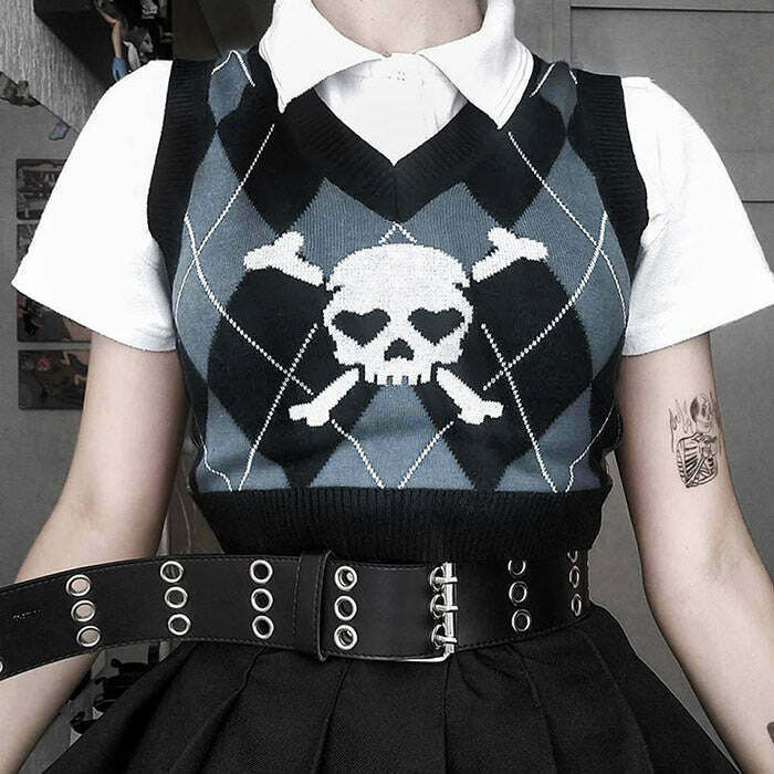 Trendy Emo Aesthetic Argyle Vest for Y2K Grunge Fashion - Stylish Men's & Women's Wear