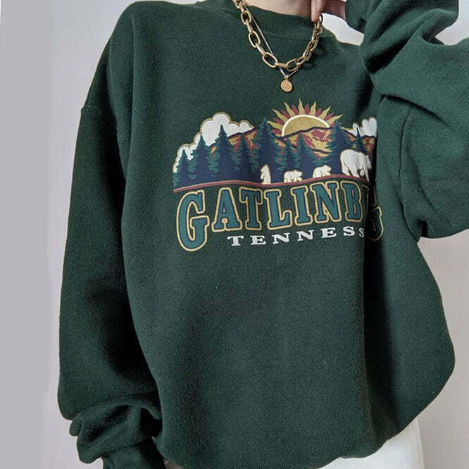 Trendy Gatlinburg Tennessee Sweatshirt for Y2K Grunge Style and Winter Fashion