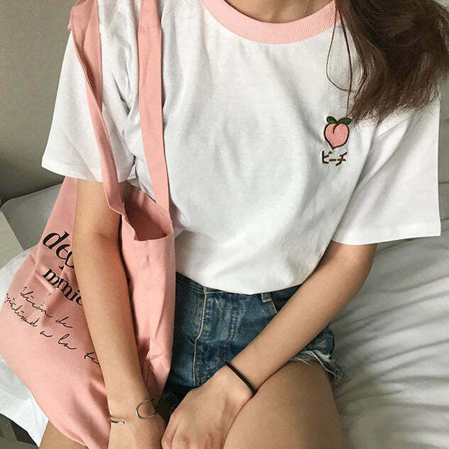 Trendy Peach Tee for Y2K Style: Perfect for Baddie Outfits and Fashion Memes