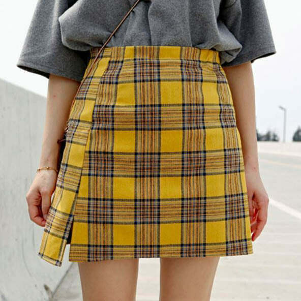 Trendy Plaid Check Mini Skirt for Y2K Fashion Lovers - Retro Style for Modern Outfits