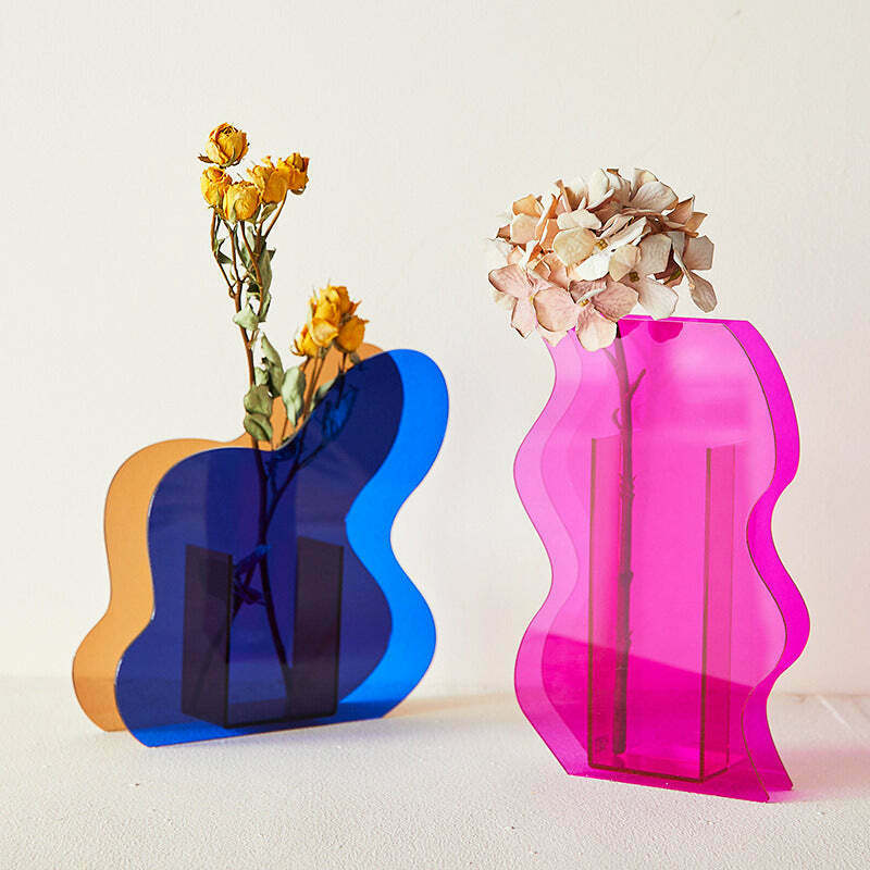 Trendy Postmodern Acrylic Vases for Y2K Fashion Lovers - Stylish Home Decor Accent