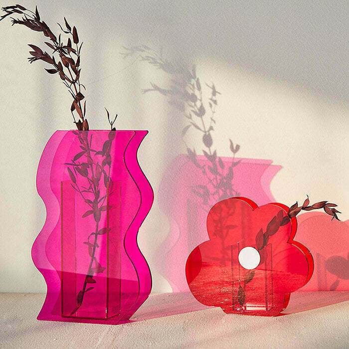 Trendy Postmodern Acrylic Vases for Y2K Fashion Lovers - Stylish Home Decor Accent