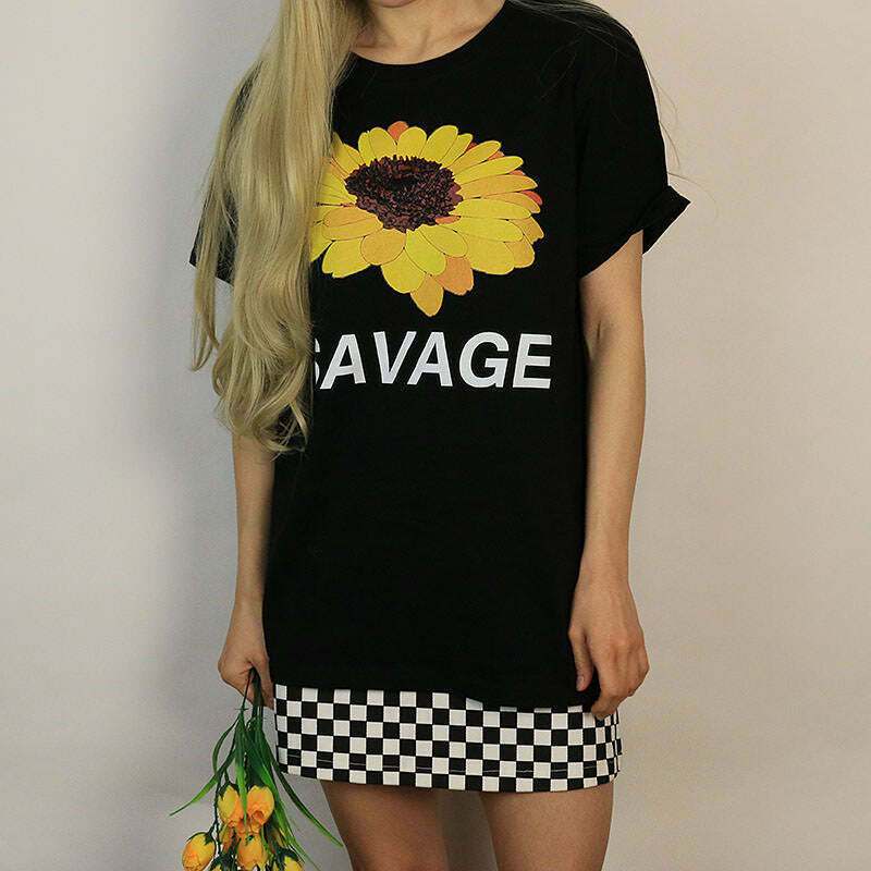 Trendy Savage T-Shirt for Y2K Style: Grunge Top for Iconic Fashion & Popstar Vibes