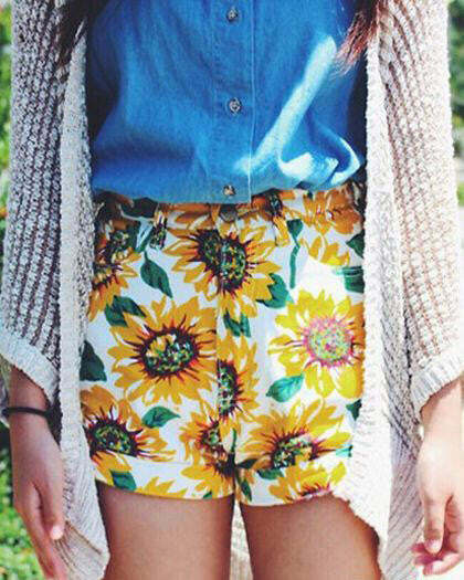 Trendy Sunflower Shorts for Y2K Style: Grunge Outfit for Men and Women in 2024