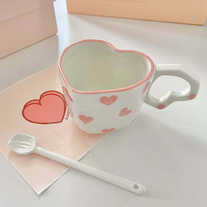 Trendy Sweetheart Ceramic Cup for Y2K Fashion Lovers - Cute & Stylish Drinkware