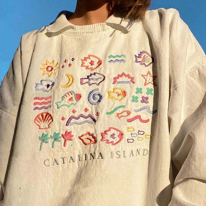 Vintage Catalina Island Sweatshirt - Y2K Grunge Style for Fall Fashion Enthusiasts