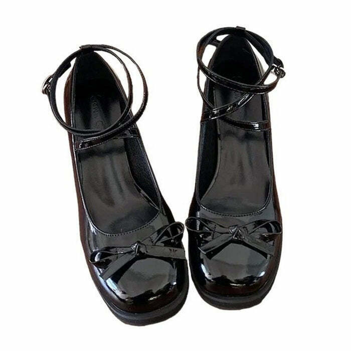 Vintage Style Lacquered Mary Janes for Y2K Fashion - Perfect for Dark Outfits & Grunge Looks